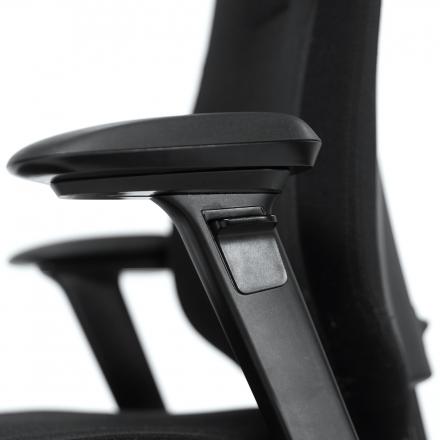 ergonomische-bureaustoel-mereo-300-armsteunen